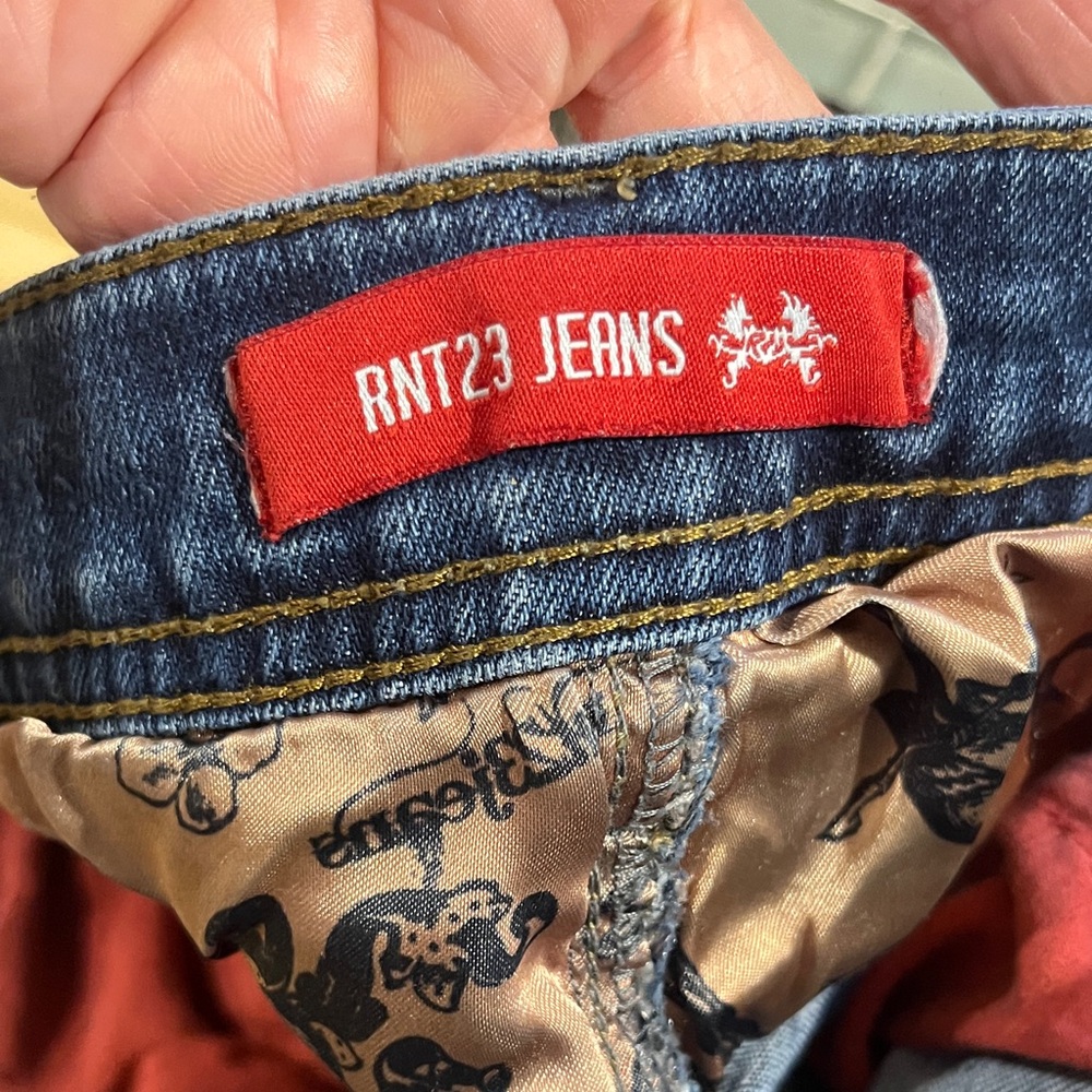 Distressed Blue Jeans - Picture 6 of 16